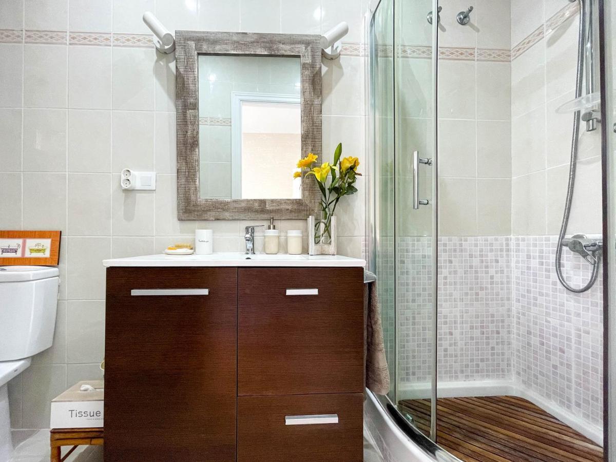 Apartamento Con Mucho Encanto En Pleno Centro Alicante Exterior photo
